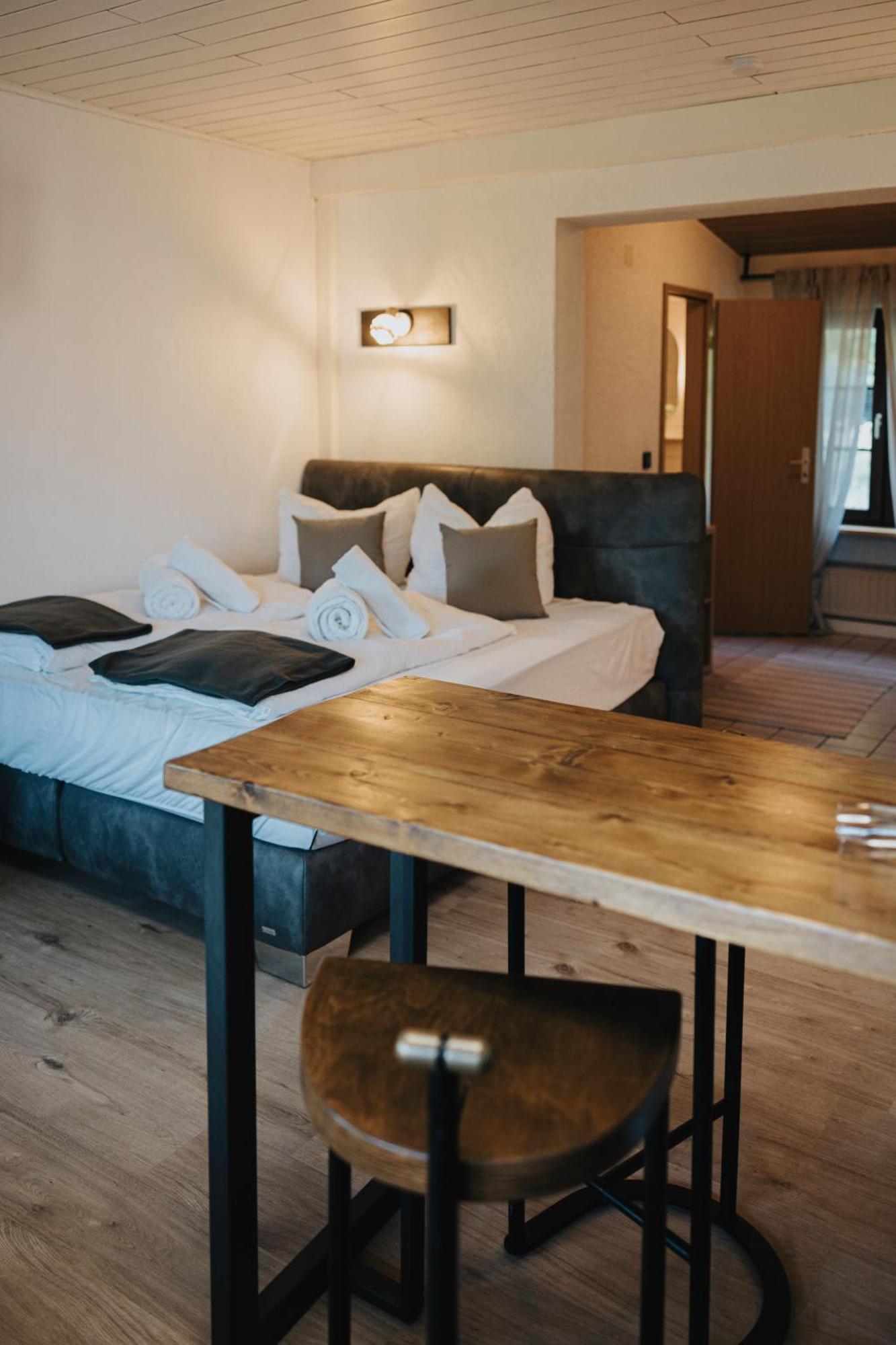 Apartment Am Annaweiher Hinterweidenthal Dış mekan fotoğraf